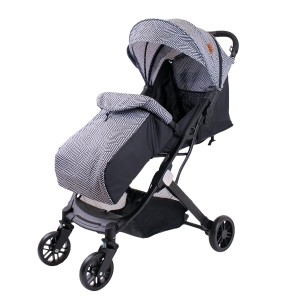 КОЛИЧКА QUAD СО ПРЕКРИВКА ЦРНА ЛИНИИ JUNGLE